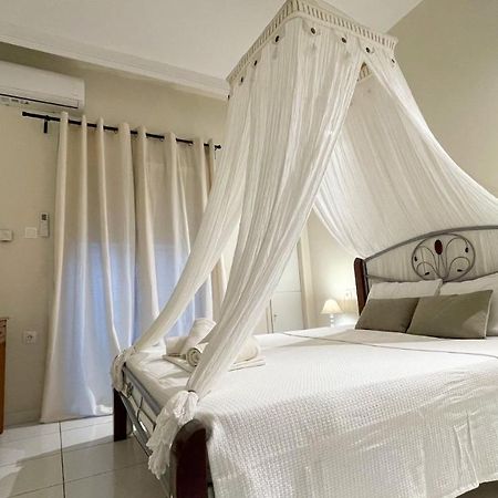 Vanilla - Happyhostgr - Downtown Apartment Volos Luaran gambar